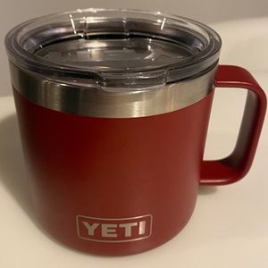 Yeti Rambler 14 oz Mug in Maroon
